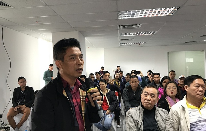 Cư dân 8B Lê Trực truy chủ đầu tư, đòi nhà ăn Tết - 1