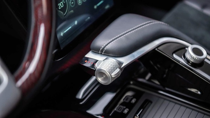 Cùng “bà đỡ” Pininfarina với VinFast Lux, mẫu ôtô đầu tiên của Thổ Nhĩ Kỳ có gì đặc biệt? - 11