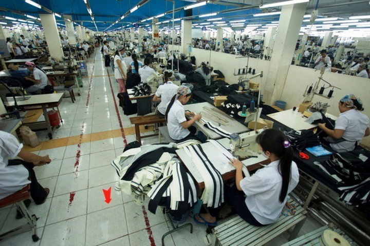 Doanh nghiệp dệt may cũng lao đao vì khó tìm được lao động có kỹ năng do công tác đào tạo nguồn nhân lực tại Việt Nam vẫn chưa đáp ứng được nhu cầu thị trường.