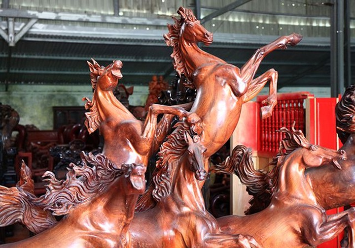 Đại gia chi 7 tỷ đồng vẫn không mua được tác phẩm làm từ gỗ vứt đi - 6