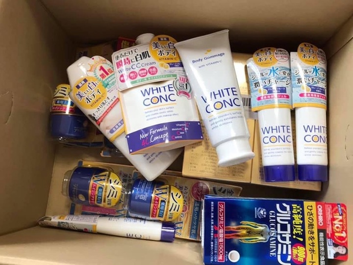 Dân buôn ồ ạt xả kho, thanh lý hàng xách tay trước lệnh xử phạt mới - 2