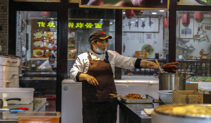 Đẳng cấp và virus corona: Khi nhà giàu Trung Quốc từ bỏ cuộc sống xa xỉ - 3