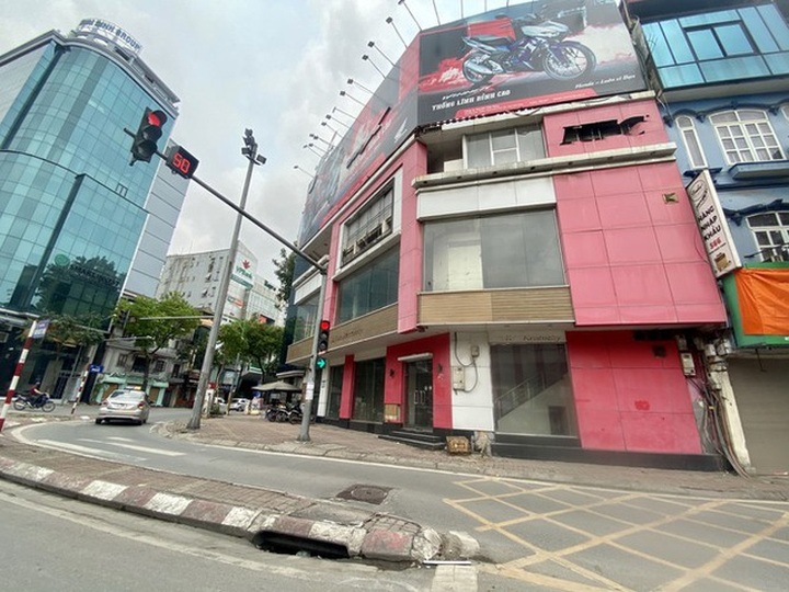 Đất kim cương Hà Nội giảm giá vẫn không có người thuê - 12