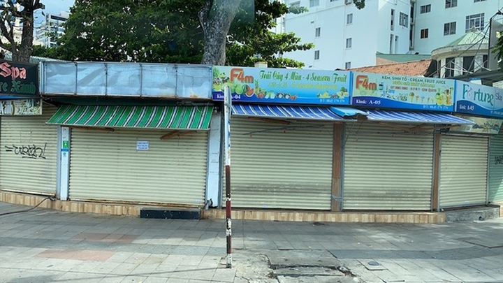 Dịch COVID-19 khiến Nha Trang đìu hiu, hàng loạt khách sạn đóng cửa - 5