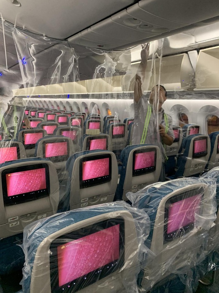 Điều “siêu máy bay” sang Nga đón đoàn thể thao Quân đội dự Army Games - 3