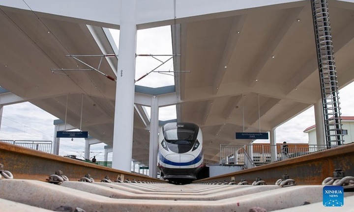 Đoàn tàu cao tốc Triệu Voi Lào mới nhận từ Trung Quốc - 5