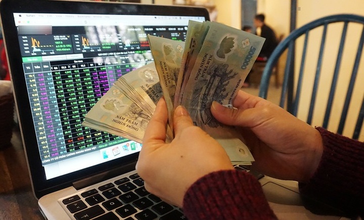 Dư nợ margin đạt 112.100 tỷ đồng, chứng khoán có chịu áp lực? - 1