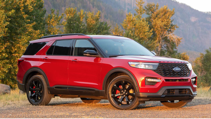 Ford mang PlayStation 5 ra dụ khách mua xe Explorer - 1