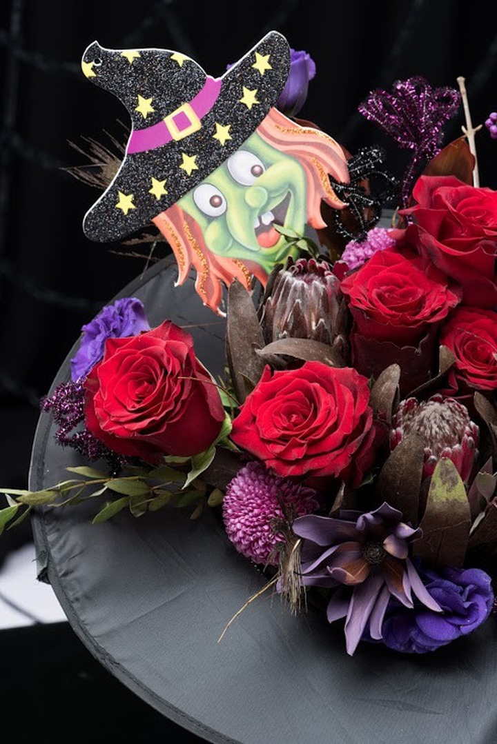 Hoa trang trí Halloween