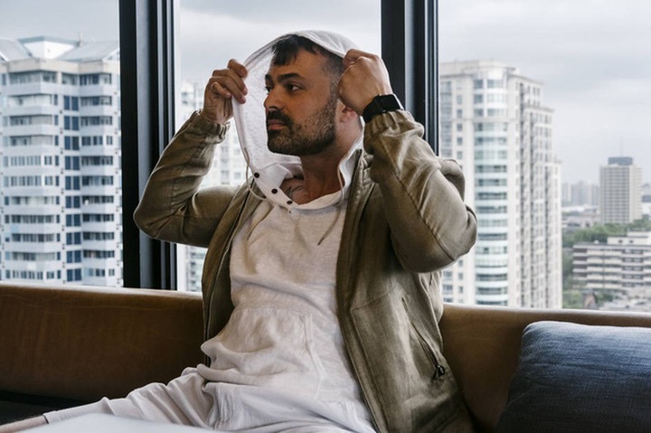 Các đơn đặt hàng hầu như được thực hiện chỉ trong một hoặc vài ngày, khiến chủ tài khoản từ vô danh trở nên nổi tiếng một cách nhanh chóng.