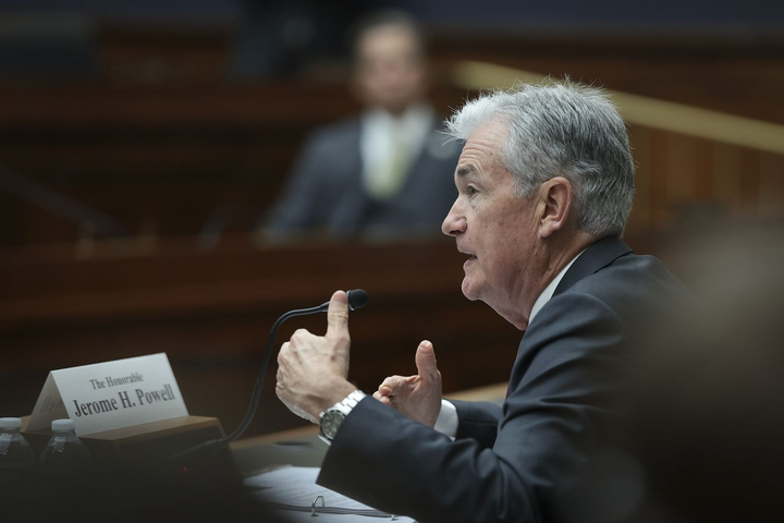 Ông Jerome Powell: Fed có thể giảm lãi suất trong năm nay nhưng chưa biết khi nào - 1