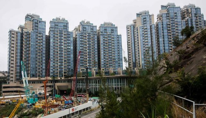 Giật mình nơi nhịn ăn mặc 21 năm mới có thể mua nhà - 1