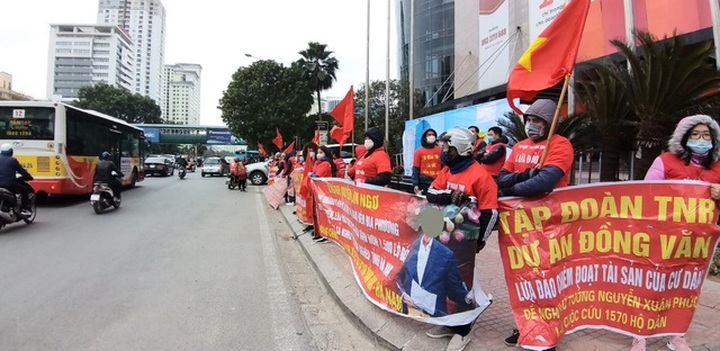 Hà Nam: Chủ đầu tư dùng tiền tỷ đổi sự im lặng của khách hàng dự án VIP? - 4