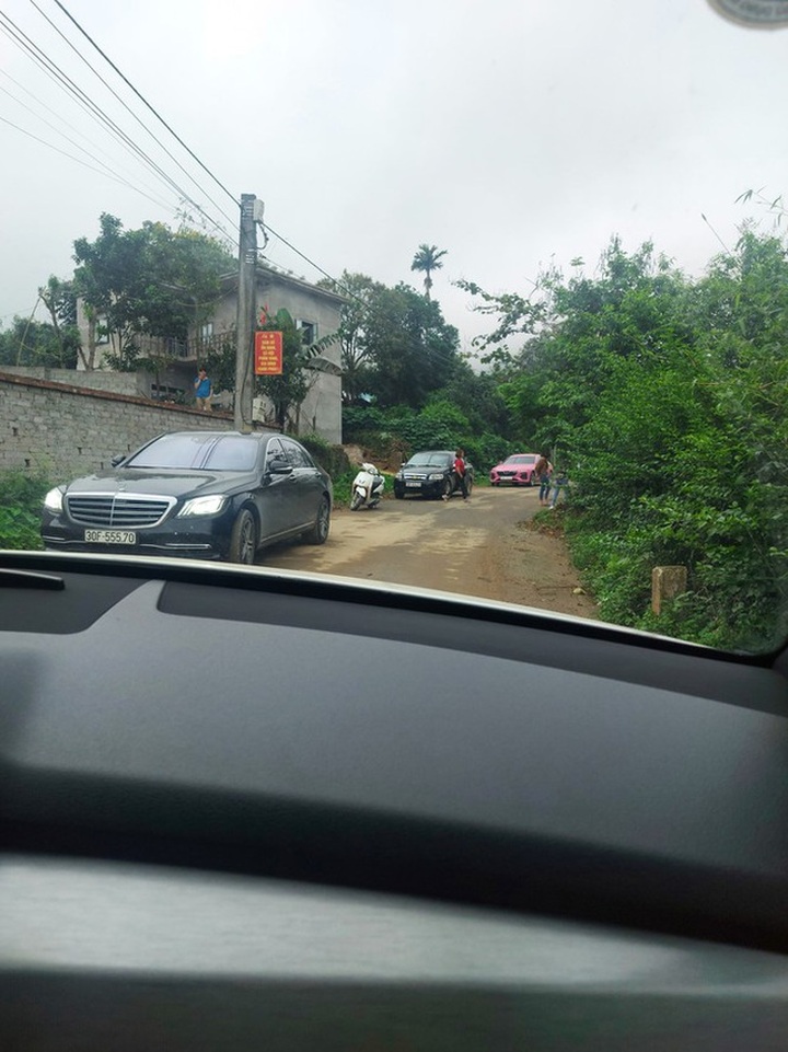 Hà Nội: Dân trẩy hội buôn đất Ba Vì - 1