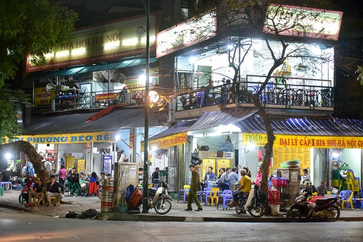 Hà Nội: Quán nhậu đìu hiu vắng khách, thất thu sau Nghị định 100 - 14