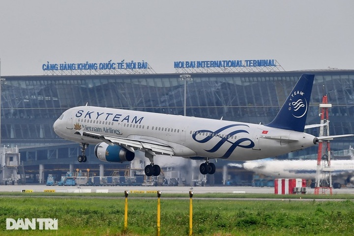 Hà Nội thông tin hỏa tốc về các điều kiện tiếp nhận khách đi máy bay - 1