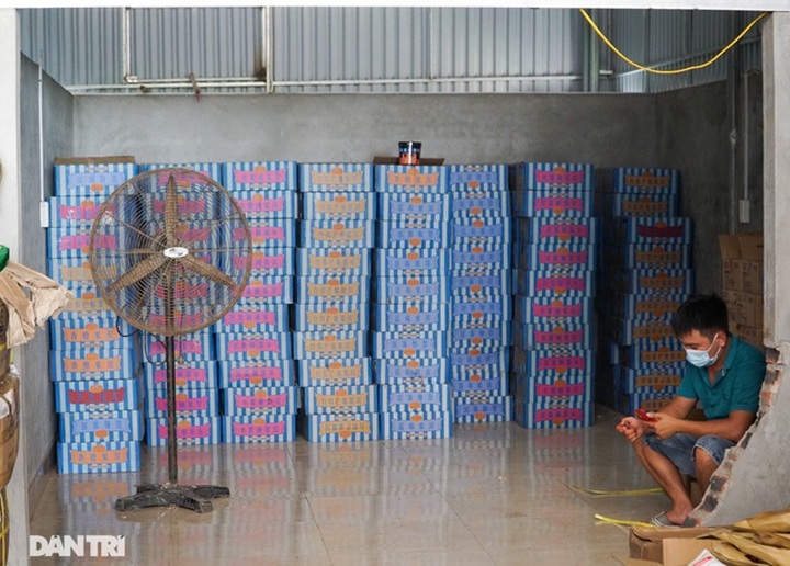 Hà Nội: Thu giữ hơn 4 tấn nguyên liệu trà sữa không rõ nguồn gốc - 3