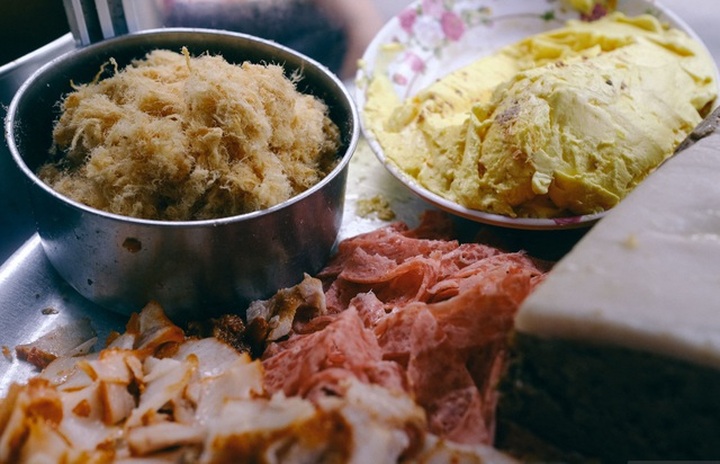 Hàng bánh mì Hà Nội từ thời bao cấp, bán 400 chiếc/ngày, giá chỉ 10 nghìn đồng - 6