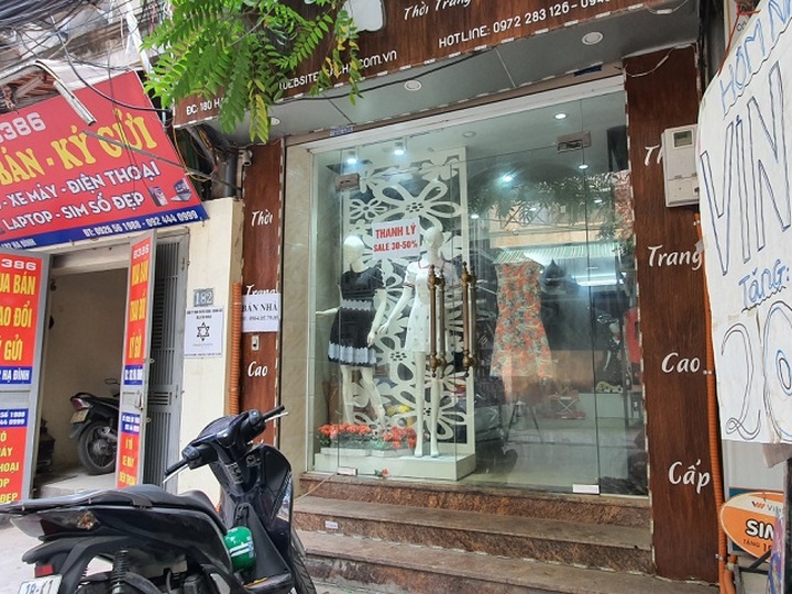 Hàng quán đóng cửa sang nhượng, dân quanh Công ty Rạng Đông thi nhau bán nhà - 1