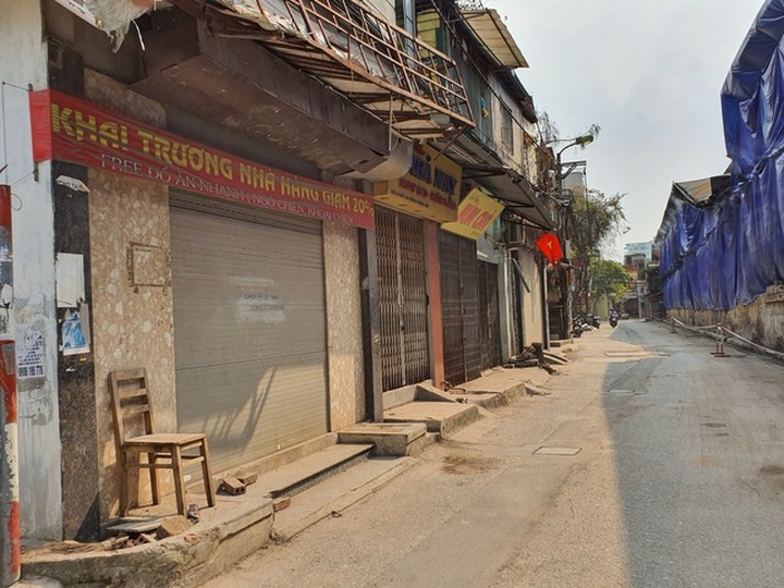 Hàng quán đóng cửa sang nhượng, dân quanh Công ty Rạng Đông thi nhau bán nhà - 4