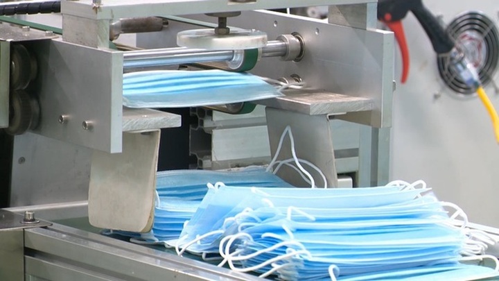 Hé lộ giá khẩu trang Việt Nam xuất đi nước ngoài - 2