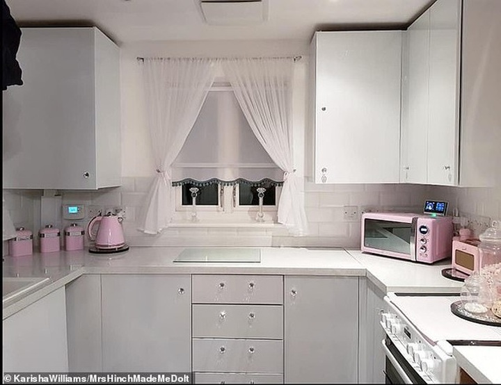 Hô biến căn bếp lỗi thời thành nơi được định giá 200 triệu đồng chỉ nhờ cuộn băng keo - 2