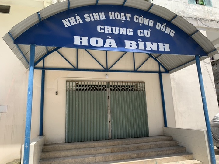 Hơn 1.000 cư dân khu cách ly được phục vụ ăn uống miễn phí - 1