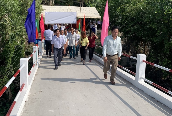 Description: E:\3. PR Doi ngoai\1. Bai PR\2019\Cau Song La\Hinh 4.jpg