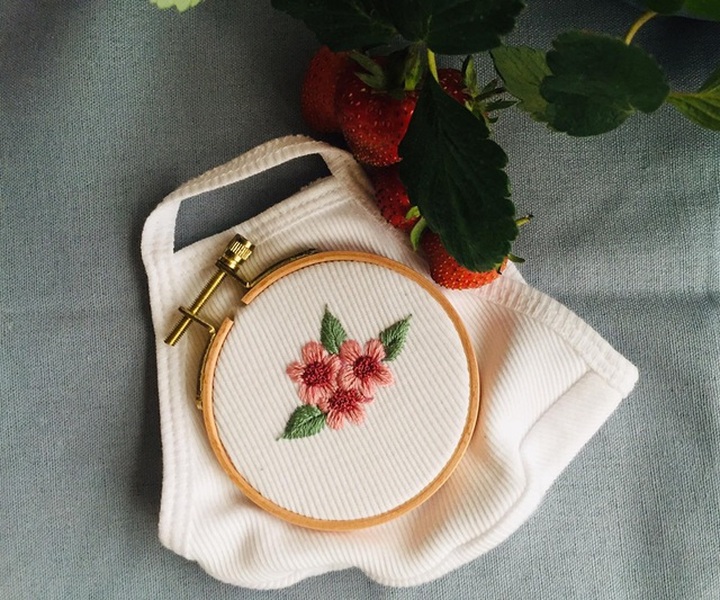 Khẩu trang thêu đắt khách: Báo chí nước ngoài cũng nức nở khen ngợi - 3