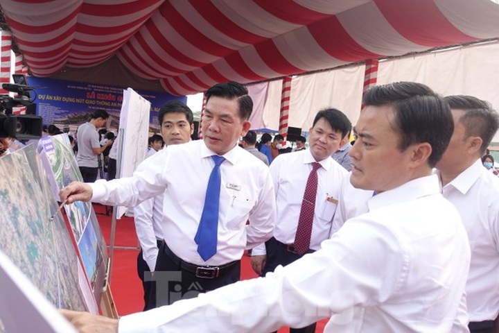 Khởi công nút giao thông 3 tầng hơn 3.400 tỷ đồng ở cửa ngõ TPHCM ảnh 1