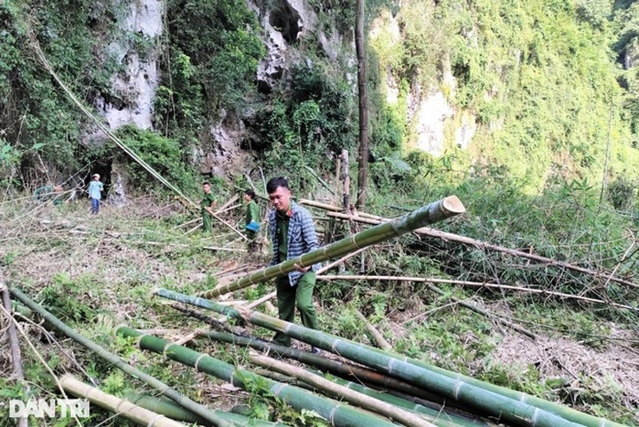 Khởi tố vụ án một hộ dân bị hàng xóm hủy hoại tài sản - 2