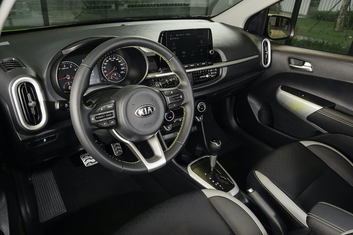 KIA Morning 2021 chốt giá 439 triệu đồng, cạnh tranh Fadil, Grand i10 - 5