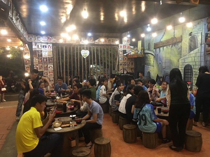 Kinh doanh buffet ở Việt Nam: Tưởng không lãi mà lãi không tưởng! - 3