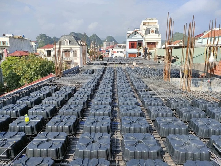 Kỹ sư xây dựng giải mã bí ẩn lạ đêm khuya ở chung cư - 2