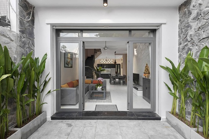 Màn lột xác ngoạn mục của nhà cũ 200m2 ở Sài Gòn khiến ai cũng trầm trồ - 4