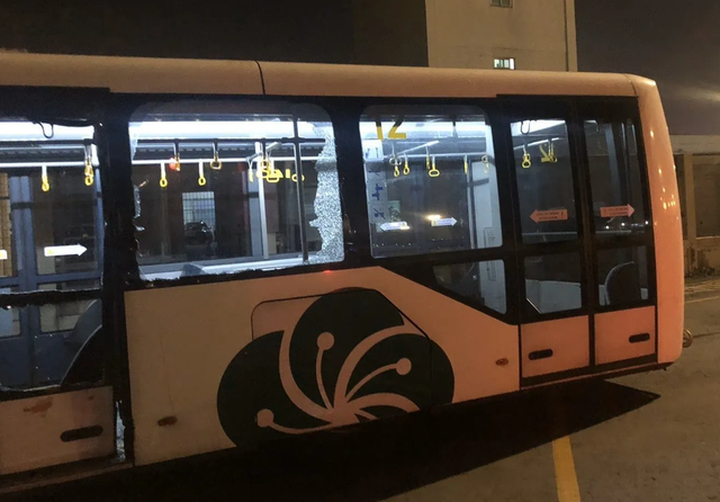 Máy bay liên tiếp bị “găm” đinh, “cắt” lốp khi hạ cánh xuống Nội Bài - 2