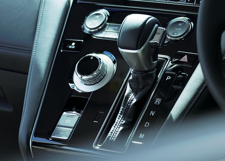 Mitsubishi Delica 2022 ra mắt: Đàn anh của Xpander với dẫn động hai cầu - 11