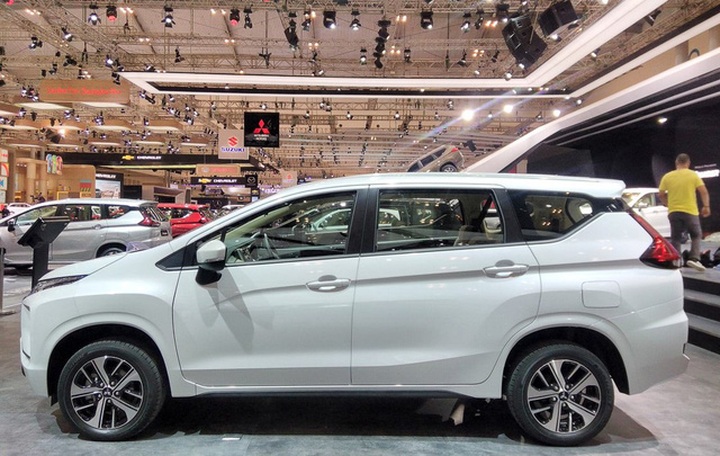 Chỉ tính riêng trong tháng 7/2018 lượng xe dưới 9 chỗ ngồi nhập khẩu về đạt hơn 4.000 chiếc