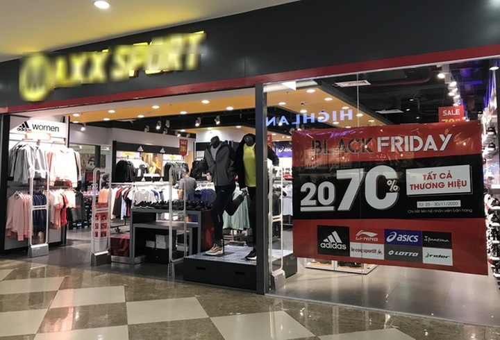 Mùa Black Friday lạ lùng: Quán hàng đìu hiu, ế khách chưa từng có - 2