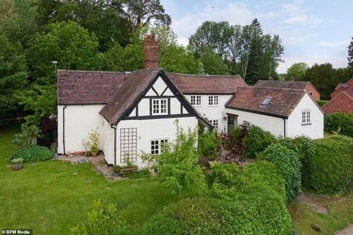 Mua vé xổ số 60 nghìn, trúng liền trang trại trị giá hơn 15 tỷ đồng - 1