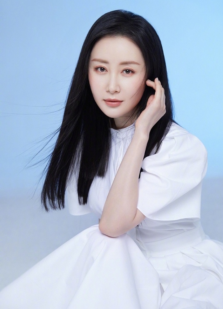 Mỹ nhân Thiên long bát bộ sa sút sự nghiệp, phải livestream bán hàng - 6