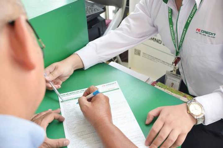 Ngân hàng Nhà nước: VPBank phải chấn chỉnh việc cấp tín dụng cho FE Credit - 1