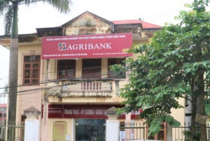 Nghi phạm cướp ngân hàng ở Hòa Bình bị bắt khi đang trốn tại Hà Nội - 4