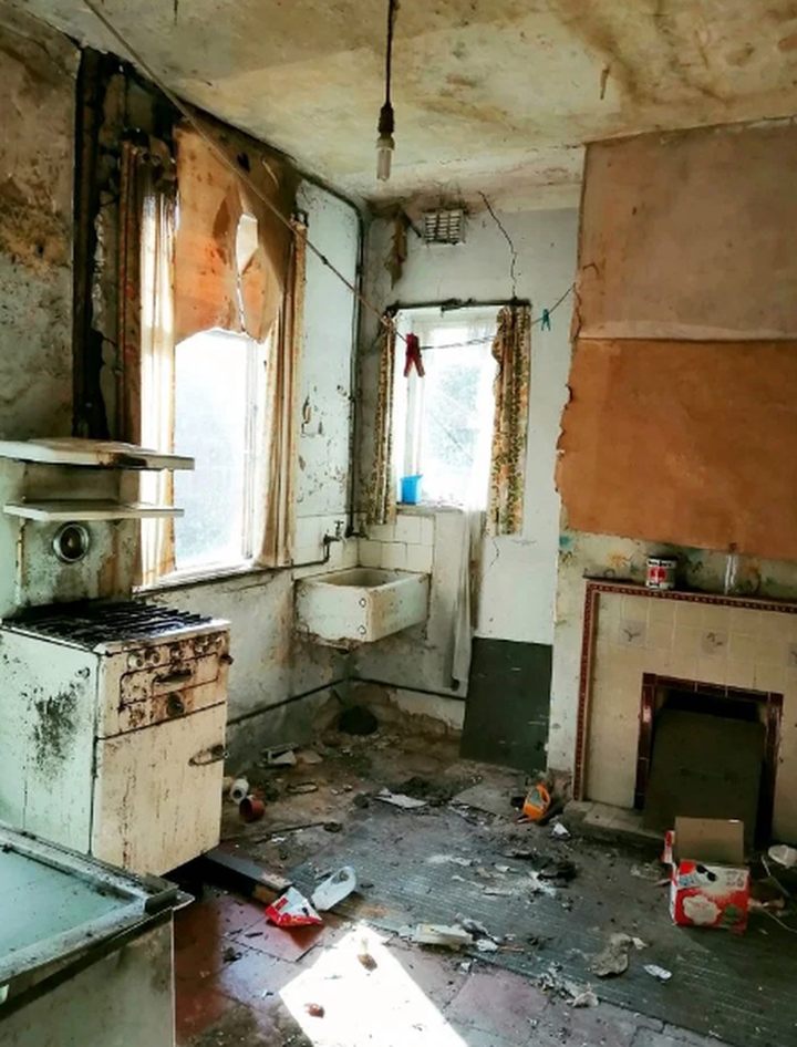 Ngôi nhà khủng khiếp treo 1 bảng Anh đã được bán với giá 180 nghìn bảng - 4