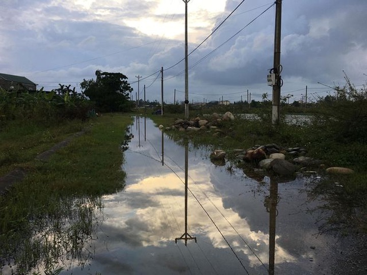 Người dân khóc ròng với khu dân cư “kiểu mẫu”! - 3