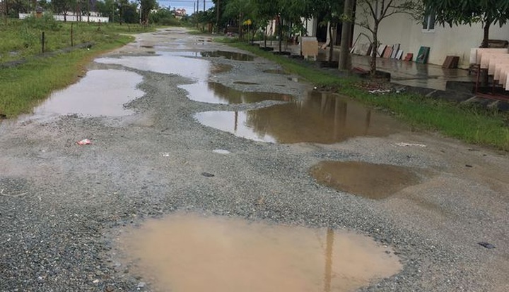 Người dân khóc ròng với khu dân cư “kiểu mẫu”! - 9