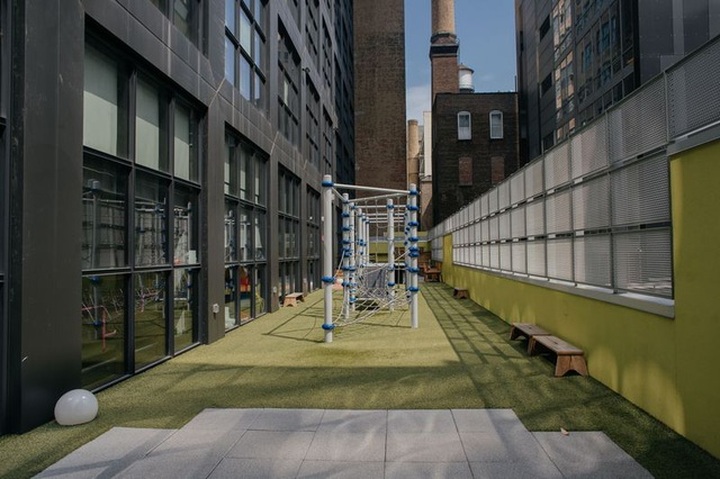 Nhà giàu Mỹ chi hàng chục nghìn USD “giữ ghế cho con ở trường điểm - 2