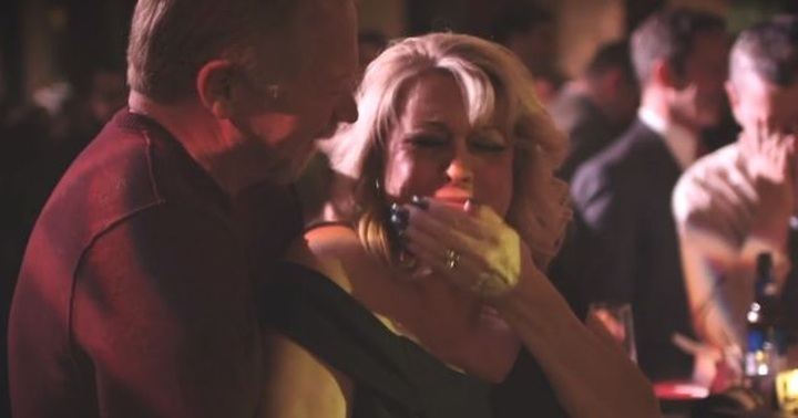 Nhân viên sốc khi nhận thưởng cuối năm 10 triệu USD - 3