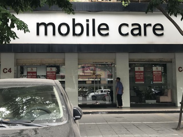 Nhật Cường đã mở cửa bán hàng trở lại sau ngày khám xét? - 2