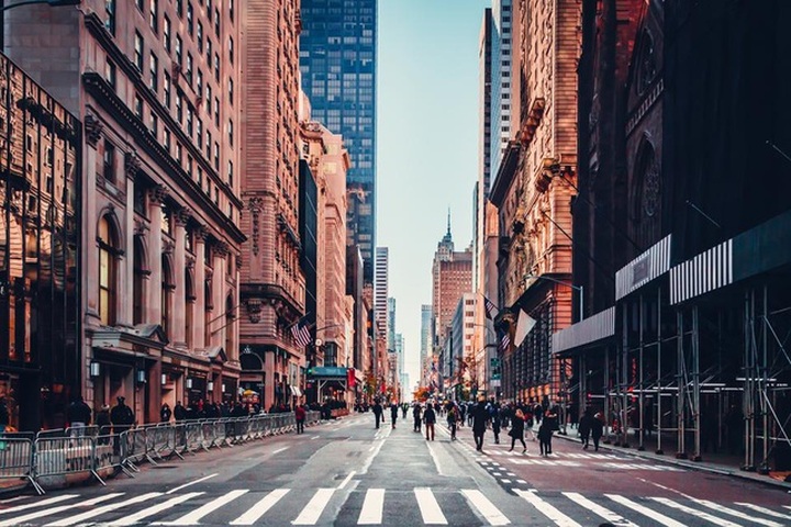 Nhiều cặp đôi mua được nhà nhờ... hoãn cưới thời Covid-19 - 2